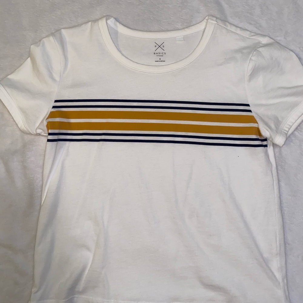 white crop top! super cute! pac sun!